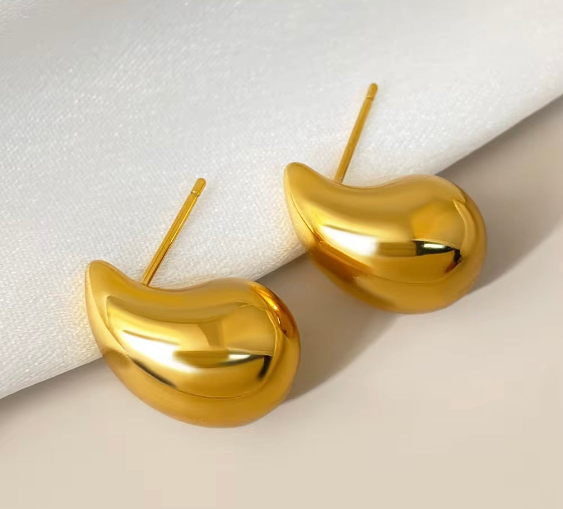 Elegant 18K Gold Plated Stainless Steel Teardrop Earrings – Hypoallergenic & Water Resistant
