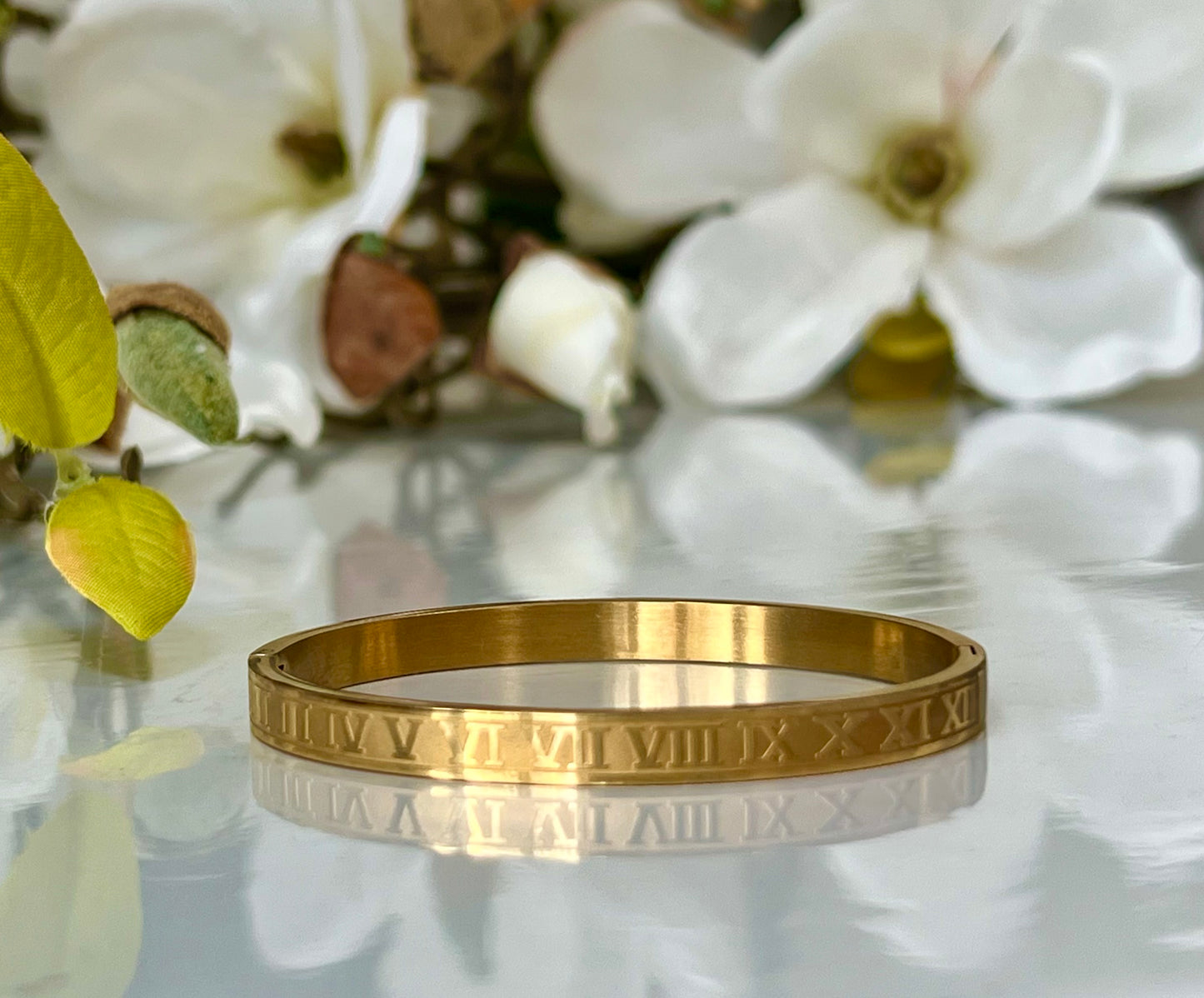 18K Gold Plated Roman Numeral Bangle – Stainless Steel, Hypoallergenic, Tarnish-Free (2.6 inch / 6 cm)